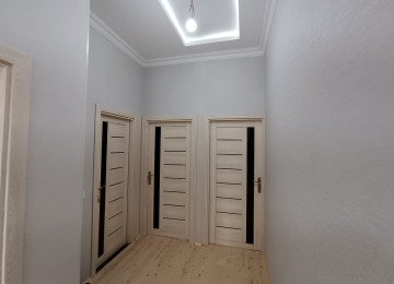 ÖZUNE TİKİLMİŞ EV TECİIİ SATİLİR! Zabrat Məhəmmədi yolunda