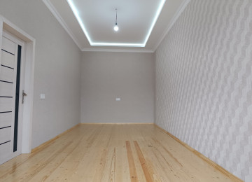 ÖZUNE TİKİLMİŞ EV TECİIİ SATİLİR! Zabrat Məhəmmədi yolunda