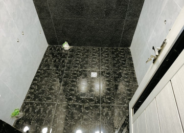 ÖZUNE TİKİLMİŞ EV TECİIİ SATİLİR! Zabrat Məhəmmədi yolunda