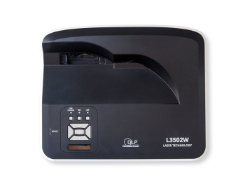 Proektor i3 Lazer cox işıqlı göstərir. İşiqli otaqda da