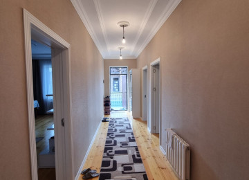 Zabrat 1 qesebesinde 307 saylı mektebe yaxin,marşuruta lap