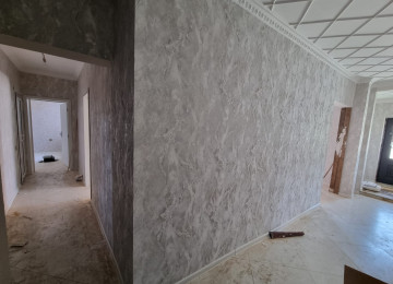 Zabrat 1 qesebinde tam merkez yerde Qai ilə üz üzə yolda