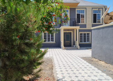 Zabrat 1 qesebinde tam merkez yerde Qai ilə üz üzə yolda