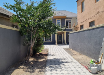 Zabrat 1 qesebinde tam merkez yerde Qai ilə üz üzə yolda