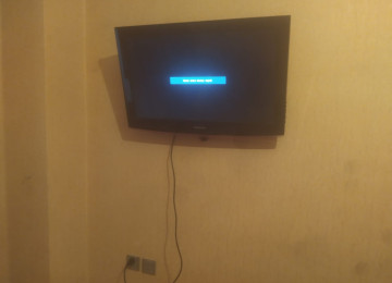 Xırdalanda mərkəzi poçtun yanında esas yola 100 metr