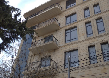 APARTMAN Menziller satílír Badamdarda Hyundai Servisin