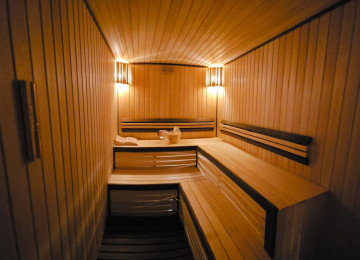 Bütün ölçülərdə saunaların yığılması və sauna