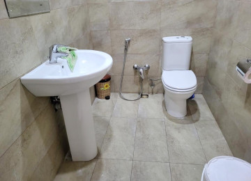 E.Recebli kucesi, Qerb Universitetinin yaxinliqinda temirli