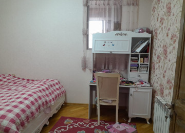 Azadlıq Prosbekti 28 may metrosunun yanında tikilmiş yeni