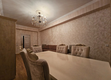 Xirdalan seheri Riyad ticaret merkezinin arxasinda 7/4-cu