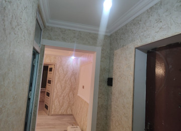 Gəncə şəh.Temurov xəsdəxanası yaxınlıqında.5/2 2 otaq 46 kv