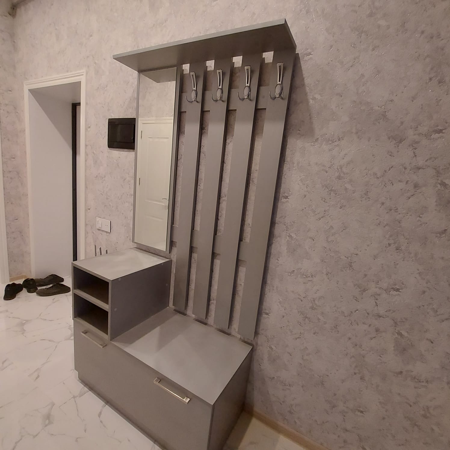 Dəhliz dolabı Sifarişlə hazırlanır Rəng seçimi var Olcu