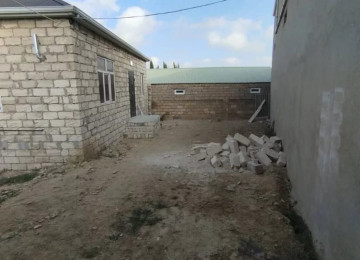 Çıxarış! ÖZUNE TİKİLMİŞ EV TECİLİ SATİLİR! Məhəmmədi kəndi,