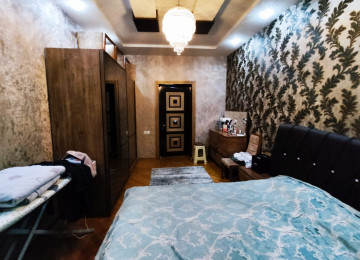 Q.Qarayev metrosunun cixisi, 32 sayli orta mektebin