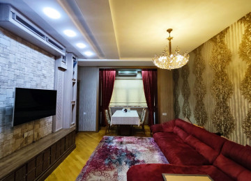 Q.Qarayev metrosunun cixisi, 32 sayli orta mektebin