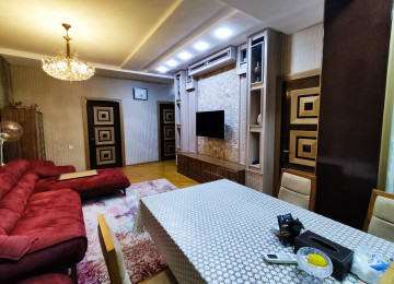 Q.Qarayev metrosunun cixisi, 32 sayli orta mektebin