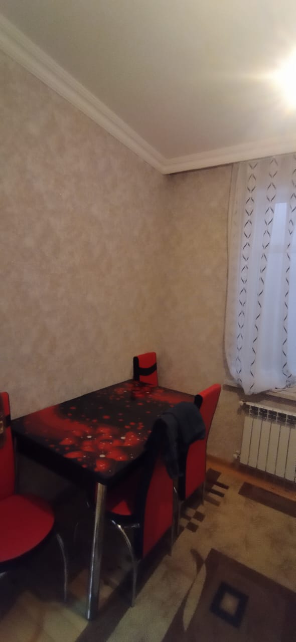 Sabuncu .r Zabrat gəsəbəsində 198 saylı marsrurutun 100