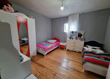 Zabrat 1 qes esas yola,marşuruta yaxin,307 saylı mektebe