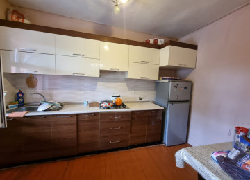 Zabrat 1 qes esas yola,marşuruta yaxin,307 saylı mektebe