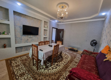 Zabrat qesebesinde marsurut yolunun üstünde Kerpic zavod