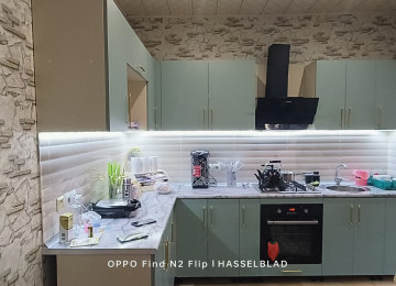 Zabrat 1 qəsəbəsində yola 81 və 92 sayli məktəbə, Araz