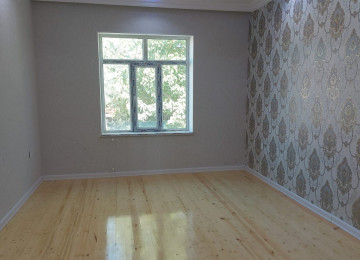 4 OTAQLİ QOŞA DAŞLA TUKİLMİŞ ALTI QARAJLI EV SATİLİR!