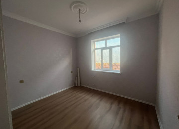 Çıxarış! ÖZUNE TİKİLMİŞ EV TECİLİ SATİLİR! Məhəmmədi yolu