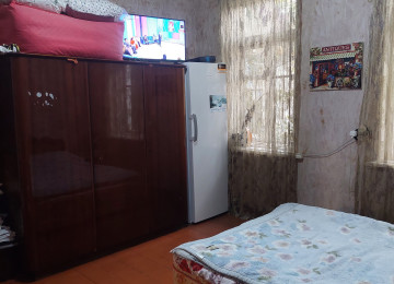 Sabuncu r. Zabrat gəsəbəsində Əsas yola Uşag bacasina yaxın