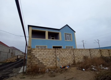 ÖZUNE TİKİLMİŞ KUPCALI EV TECİLİ SATİLİR! Məhəmmədi yolu