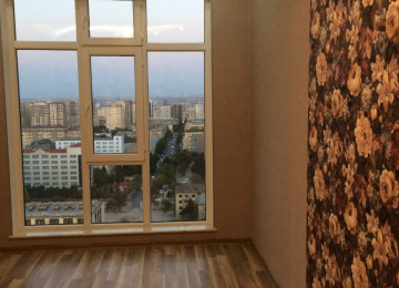 Elimlər Akademiyası metrosu, İlahə məscidinin yaxinliginda