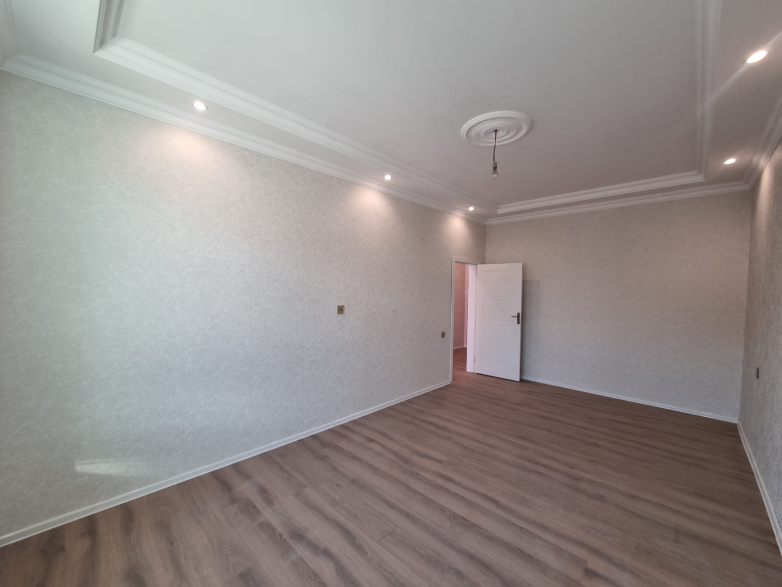 Mehemmedli qesebesinin gozel yerinde "XAN" restoraninın