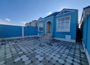 Abseron Rayon Məhəmmədli qəsəbəsində əsas yola az məsafədə,