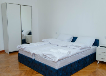 Gözəl təklif. 28 may Metronun çıxışı və 28 Mol ticarət