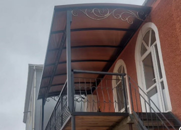 Naves quraşdırılması. Naves. Polikarbonatdan dam