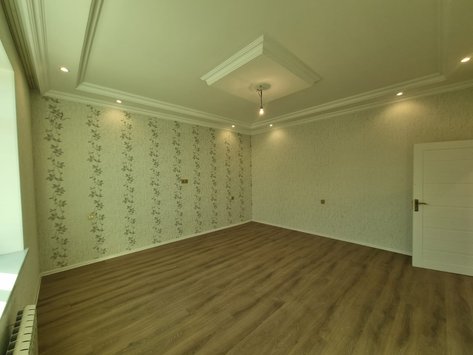 Məhəmmədli qəsəbəsində tam merkez yerde Xan Restaranin