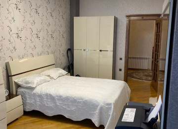 4 otaqlı te'mirli menzil satílír Torqovi 14/3 mertebede