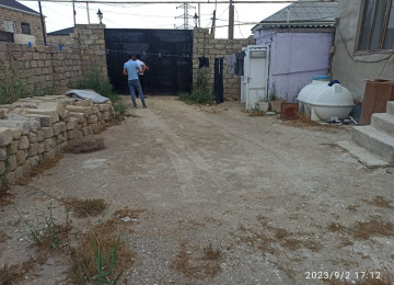 Zabrat qes. Qazi marketin yani 50 kvm.1otaq,metbex,heyetde