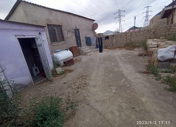 Zabrat qes. Qazi marketin yani 50 kvm.1otaq,metbex,heyetde