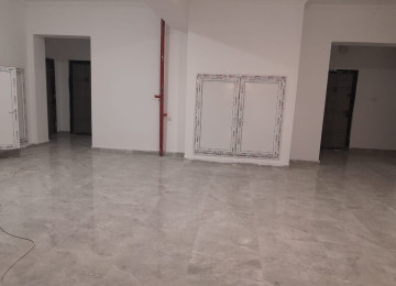 Şəhərin mərkəzində Azadlıq prosbekti 76 da 28 may