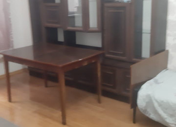 Xirdalan bazariyla uzbeyuz Kristal Absheronun binasi. 1