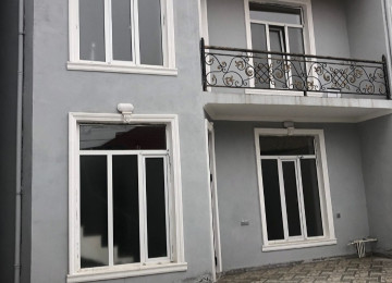 2 mertebe 156 kv monolit ev satílír Gencede Veli Xuluflu