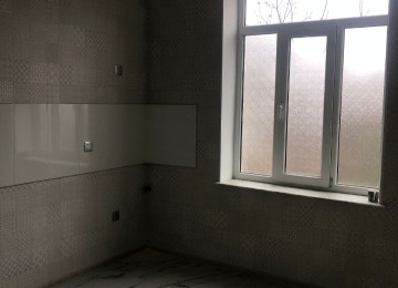 2 mertebe 156 kv monolit ev satílír Gencede Veli Xuluflu