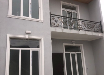 2 mertebe 156 kv monolit ev satílír Gencede Veli Xuluflu