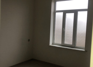 2 mertebe 156 kv monolit ev satílír Gencede Veli Xuluflu