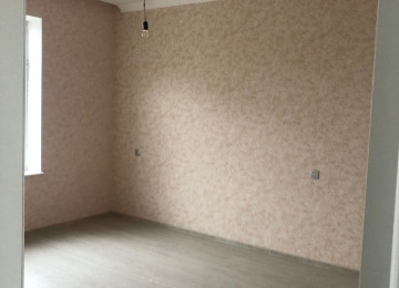 2 mertebe 156 kv monolit ev satílír Gencede Veli Xuluflu