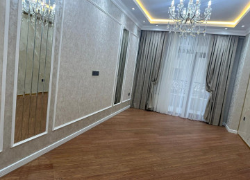 Tibb Universitetinin yanında 3 otaqlı 106 kv yüksək təmirli