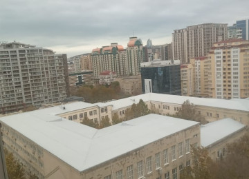 nesimi r. 28 may bazar store arxasinda Mertebe 17/10 75kv