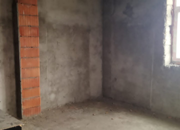 Tecili satiram .Oz şexsi yaşayiş üçün tikdiyim evdi.6 sot