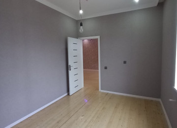 Ev Mehdiabad Pirsagi yoluna yaxin, Nurlan marketin