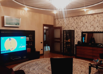 HEYDER ELIYEV MERKEZININ YANINDA MENZIL TECILI SATILIR!!! 3